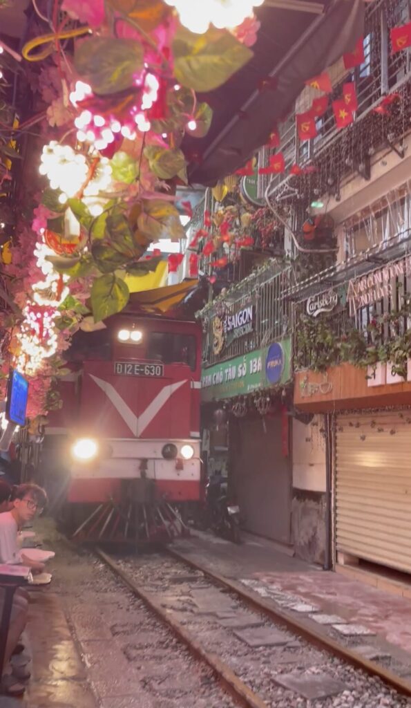 トレインストリート1